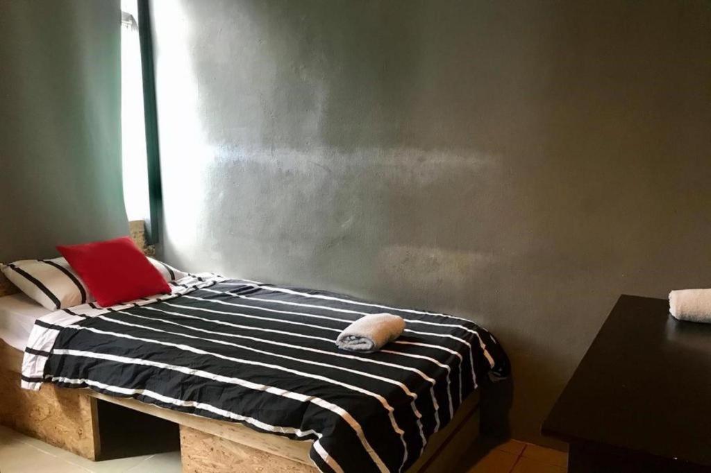קוצ'ינג Koptel Budget Hotel מראה חיצוני תמונה