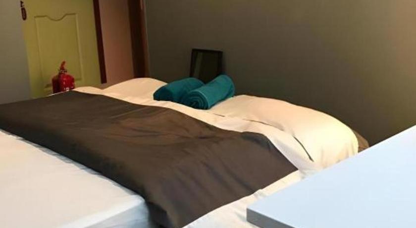 קוצ'ינג Koptel Budget Hotel מראה חיצוני תמונה