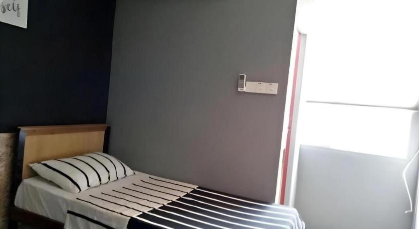 קוצ'ינג Koptel Budget Hotel מראה חיצוני תמונה