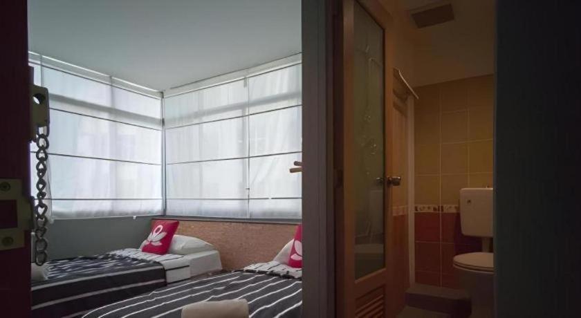 קוצ'ינג Koptel Budget Hotel מראה חיצוני תמונה